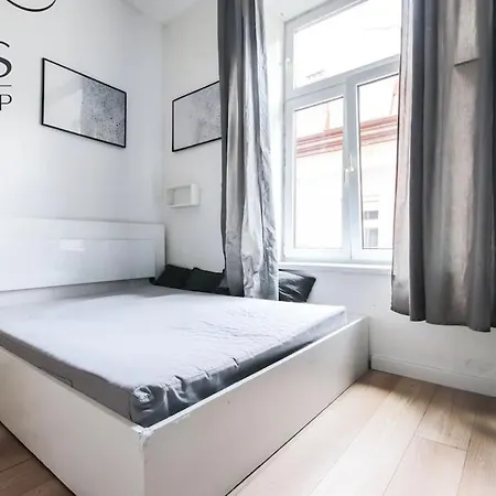 Apartment In The Center Of Krakow's Kazimierz *